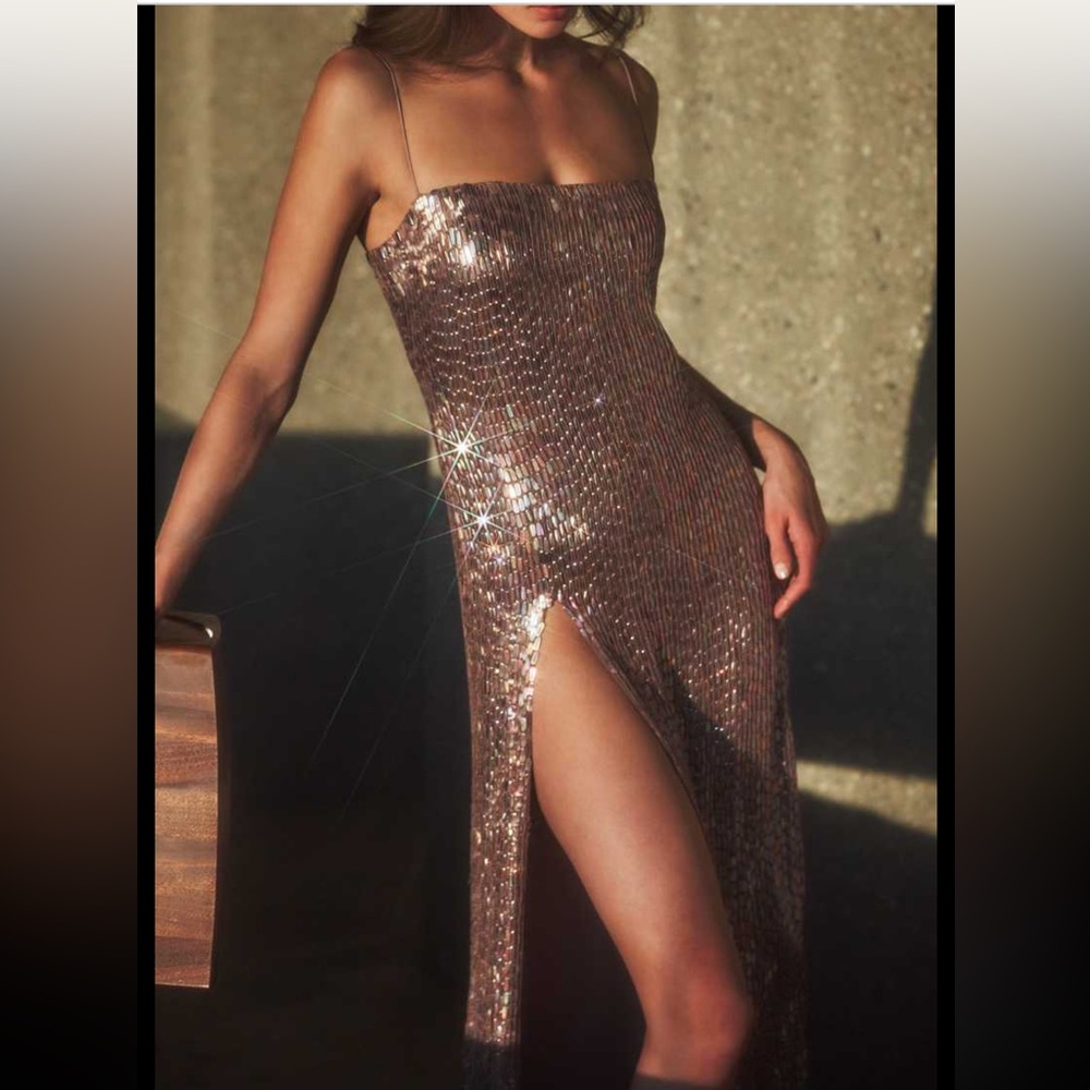 Alexis Raf Dress. - Picture 2 of 9